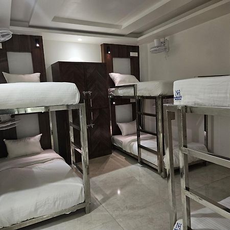 Hotel Namaste Hindustan Just A Minute Away From New Delhi Railway Station And Connaught Place Kültér fotó